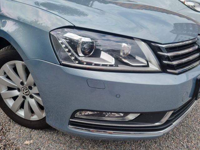 Volkswagen Passat Lim. Xenon Navi LED Anhz.