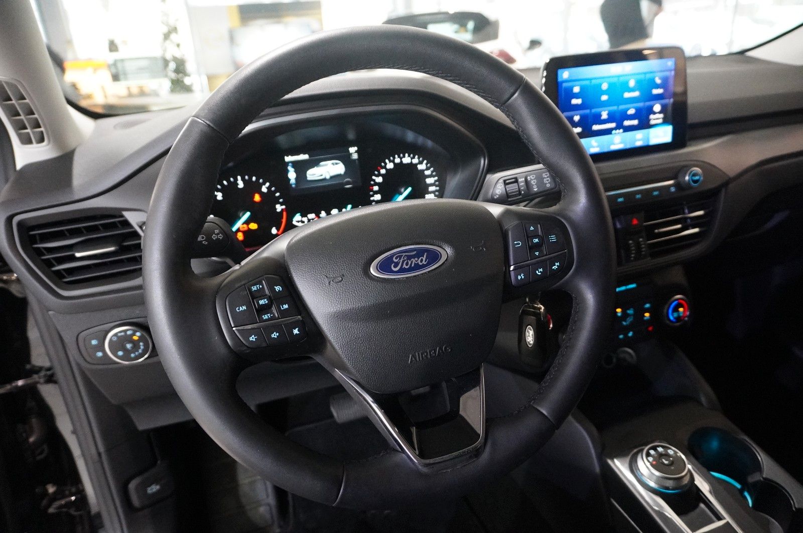 Fahrzeugabbildung Ford Focus Turnier 1.5D COOL & CONN NAVI/LED/SPORT/SH