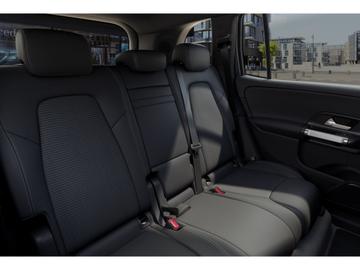 صورة 10 لـ 2022 Mercedes-BENZ EQB