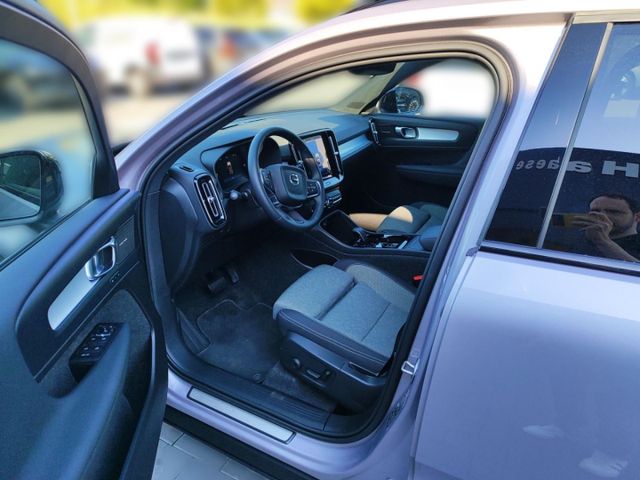 VOLVO XC 40 (Bild 18 von Array)