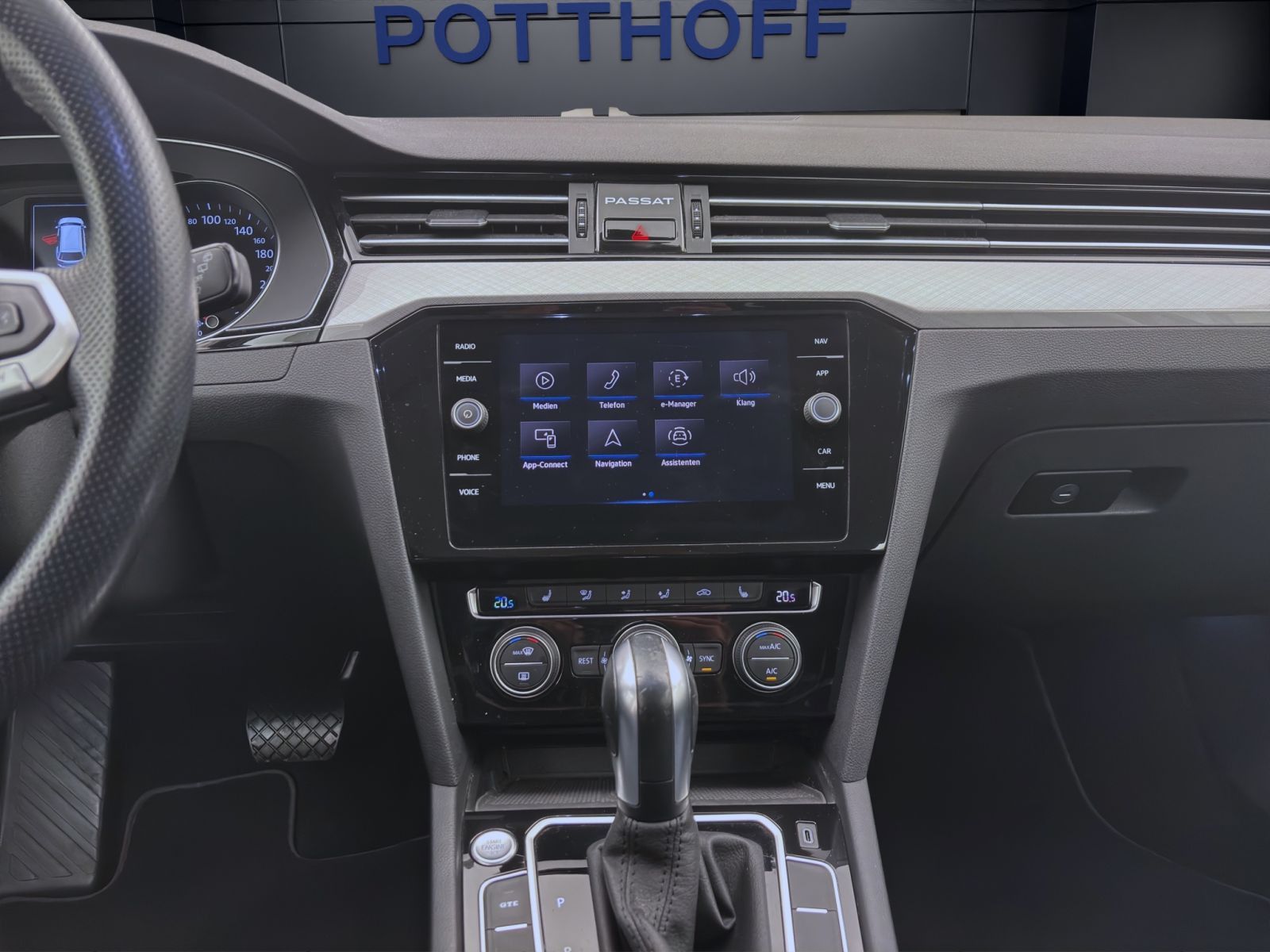 Volkswagen Passat Variant - Bild 13