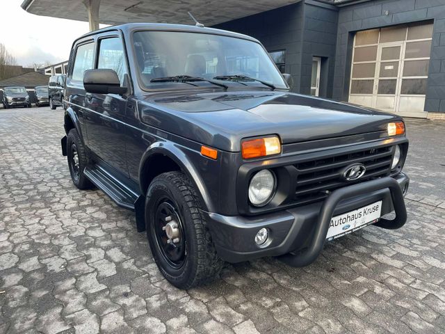 Lada Urban Black Edition 4x4