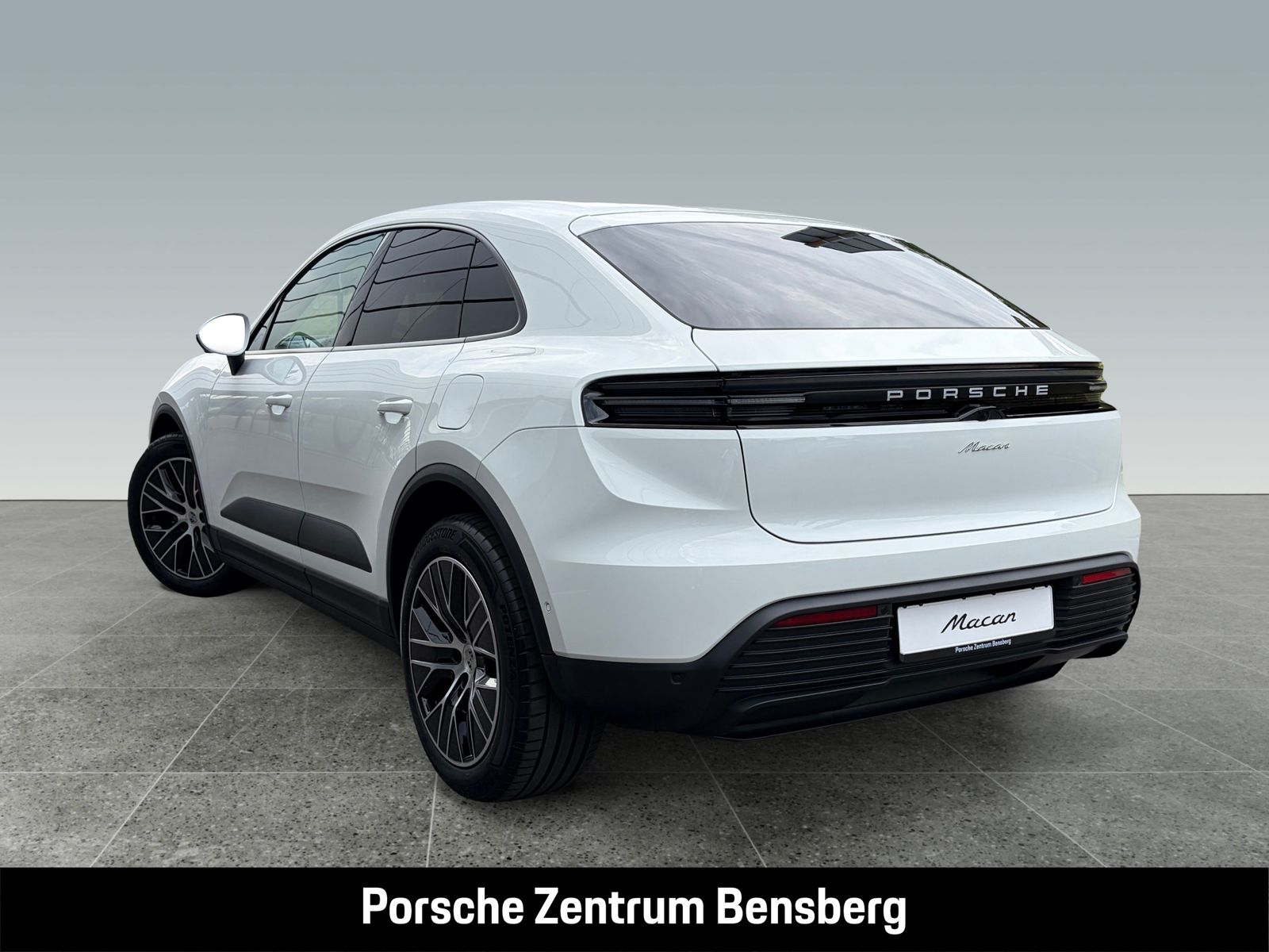 Porsche Macan Electric imagem 3
