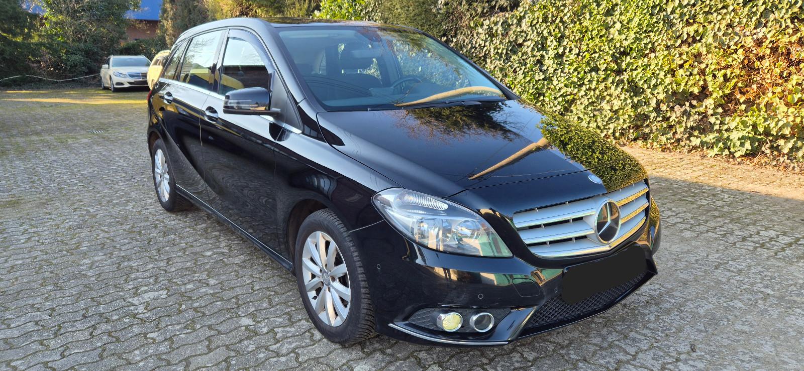Mercedes-Benz B-Klasse B 180 CDI -  AHK - FAHRSCHULFAHRZEUG