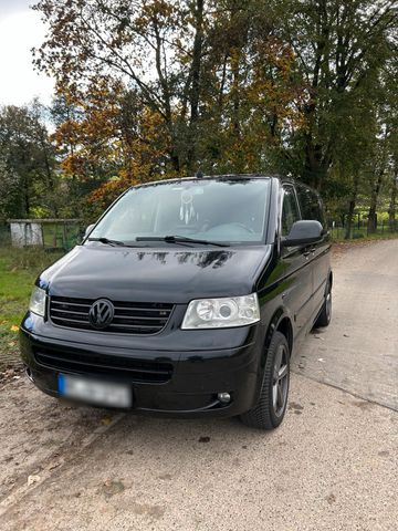 Volkswagen VW T5 Highline 2.5L Autom. Leder VOLL Extras