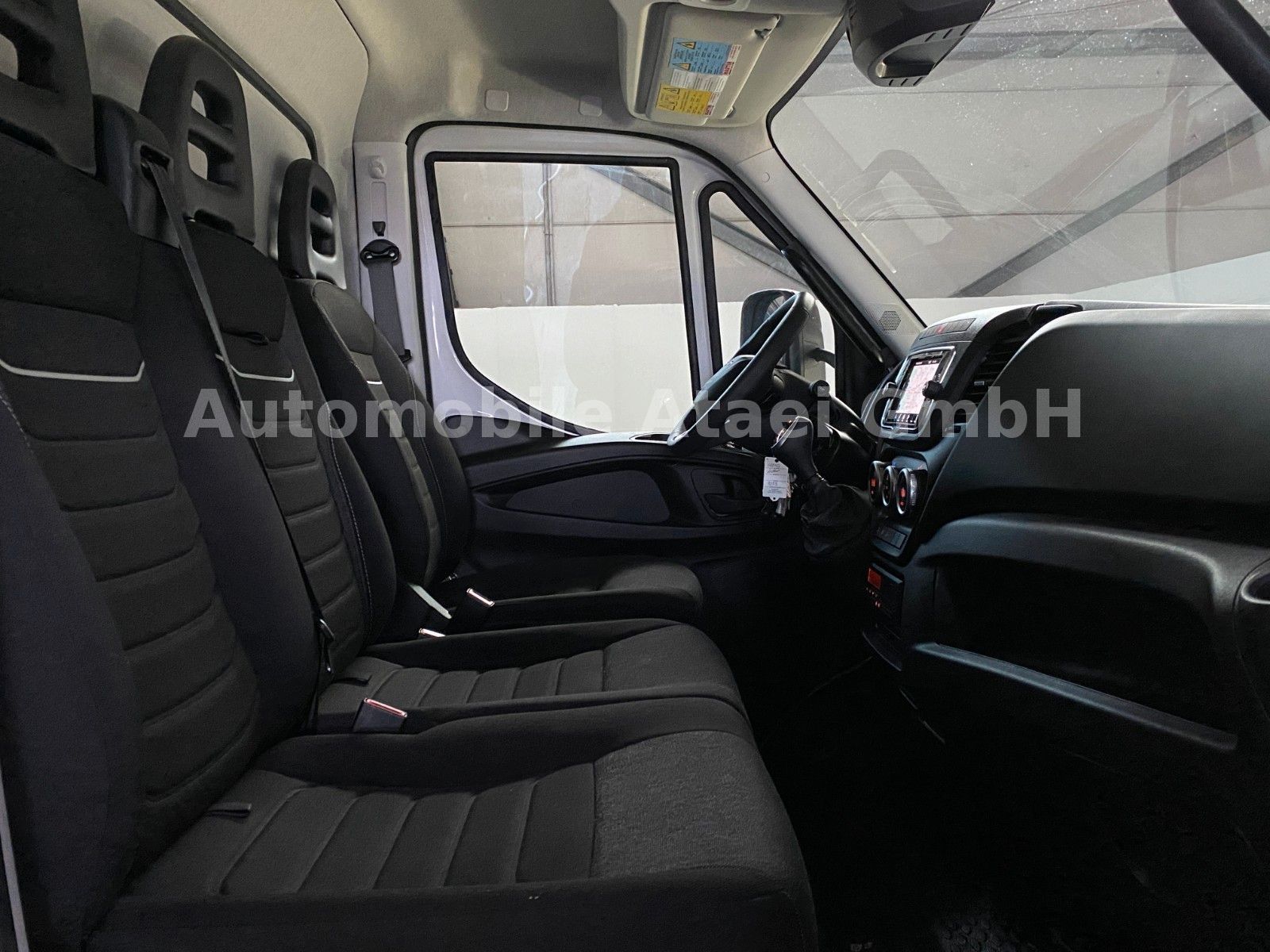 Fahrzeugabbildung Iveco Daily 72C21 *Mobiles Büro/ Camper Vorbereitung*