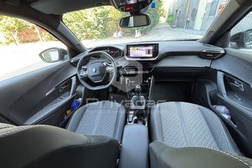 Peugeot 2008 - 11