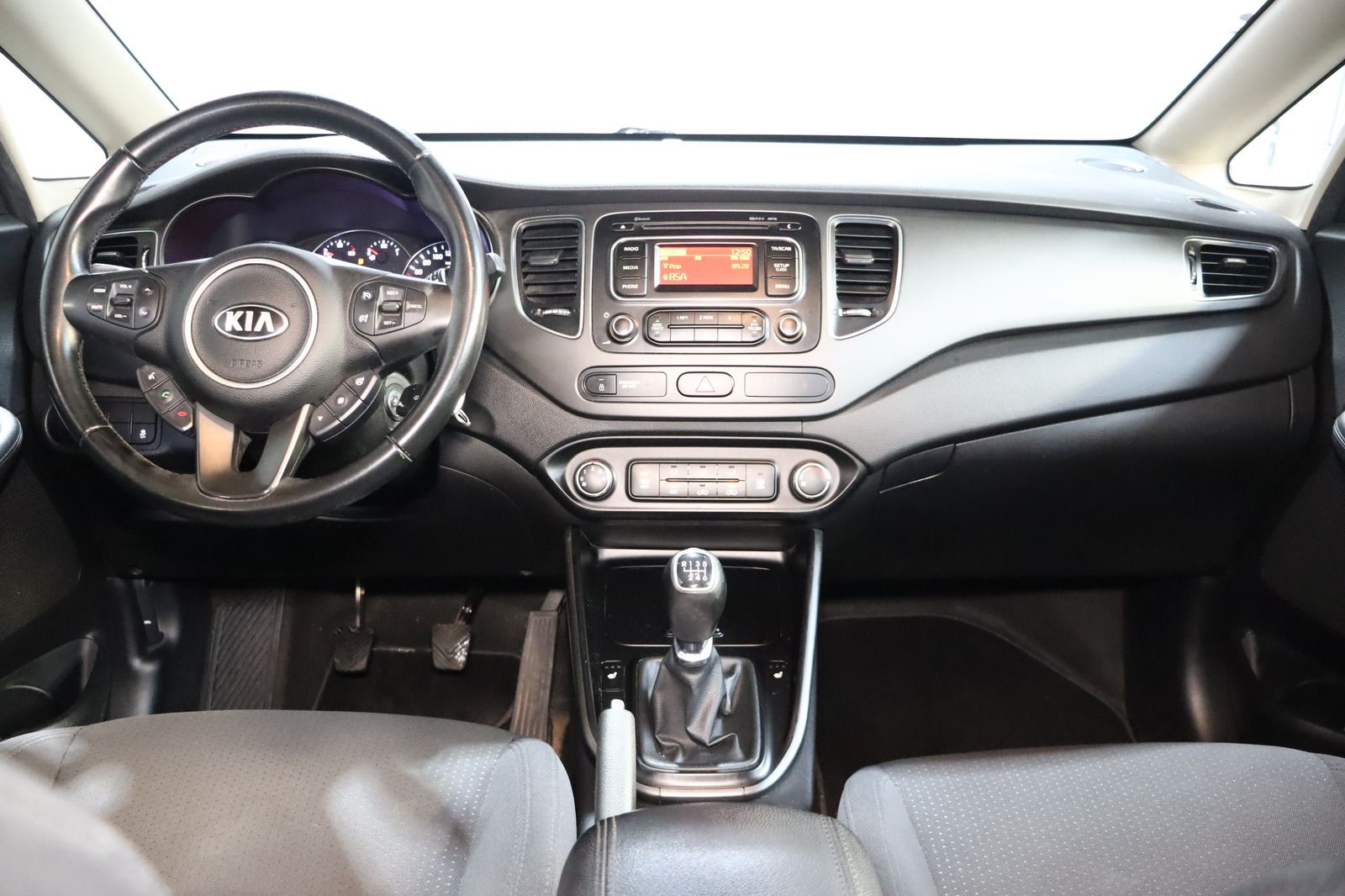 Fahrzeugabbildung Kia Carens 1.6 CVVT Klima * Sitzhzg. * PDC *