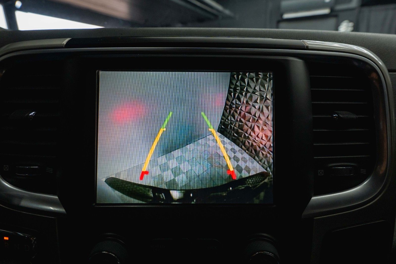 Fahrzeugabbildung Dodge RAM 5.7 V8 HEMI 4x4 Offroad Night  LONGBED*LPG*