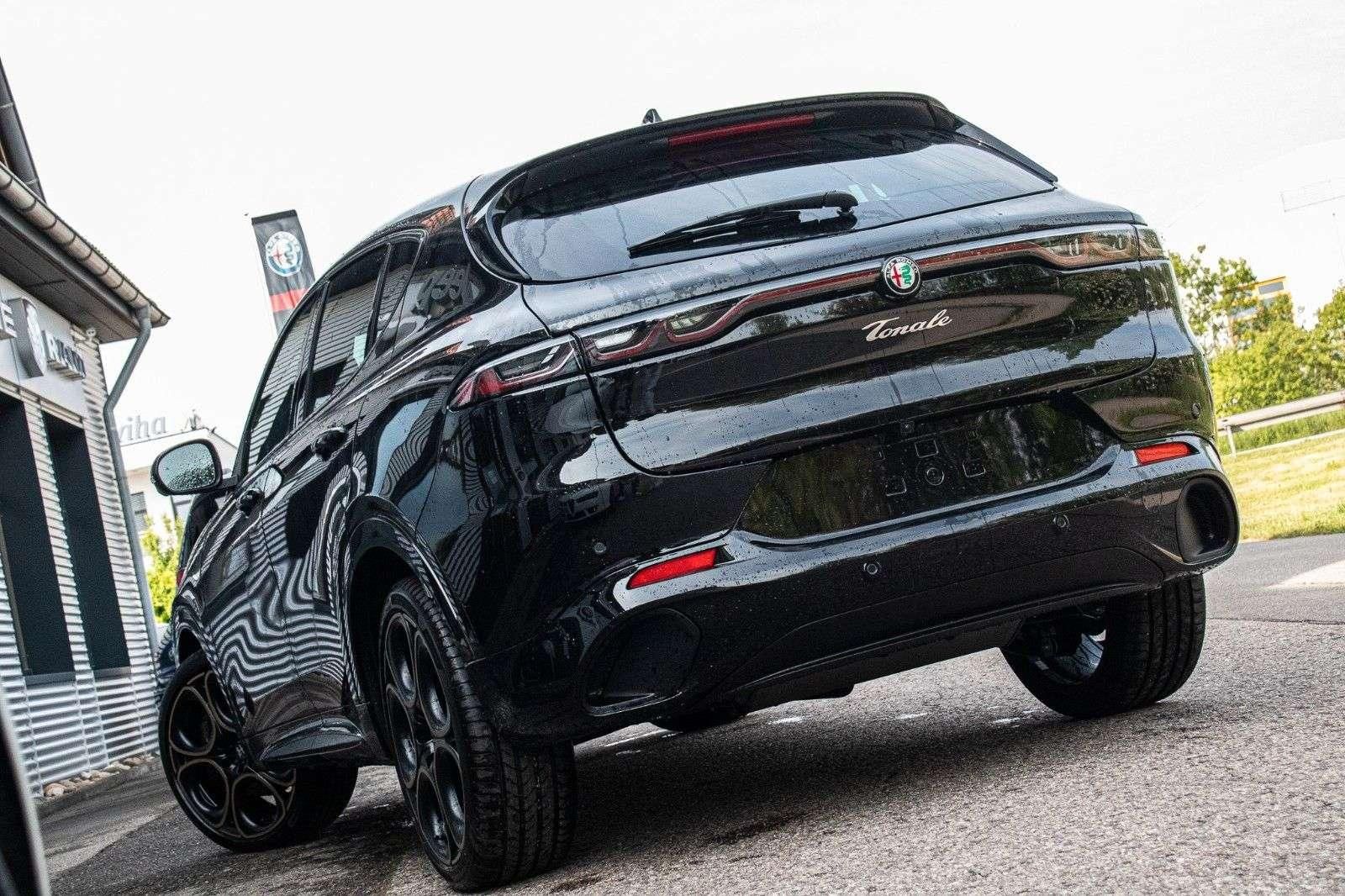 Fahrzeugabbildung Alfa Romeo Tonale MY25 1.5 VGT Hybrid 118kW DCT INTENSA