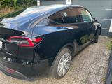 Tesla Model Y Long Range Dual Motor AWD # - Tesla in Düsseldorf