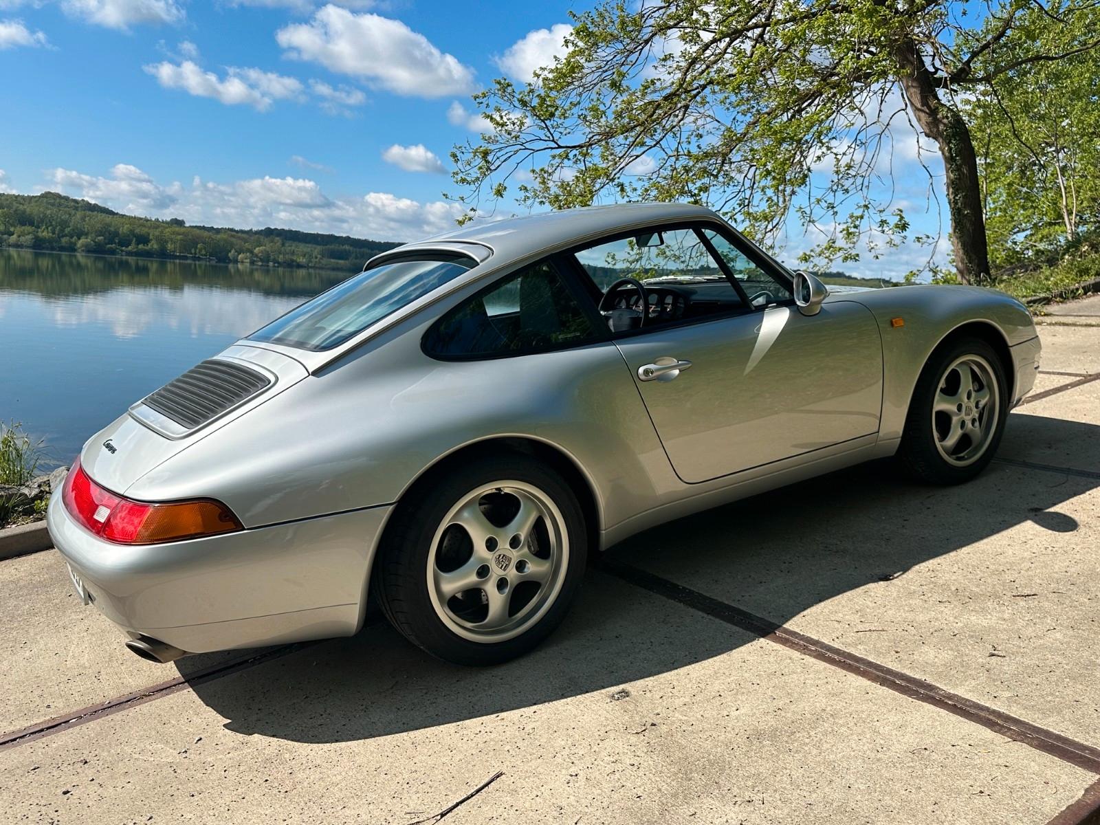 Porsche 993 Carrera Coupé Carrera