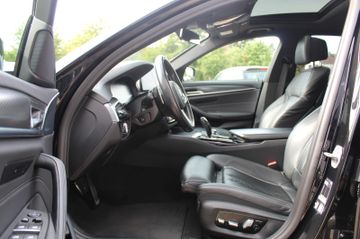 Fahrzeugabbildung BMW 520 d Lim. M Sport HeadUp+Komfortsitze+GSD