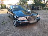 Mercedes-Benz Mercedes Benz W 202 - Mercedes-Benz C 280 aus 1993
