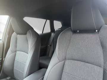 Toyota Corolla TS 1.8 Hybrid Team D *2xPDC*LED*SHZ*NAV*