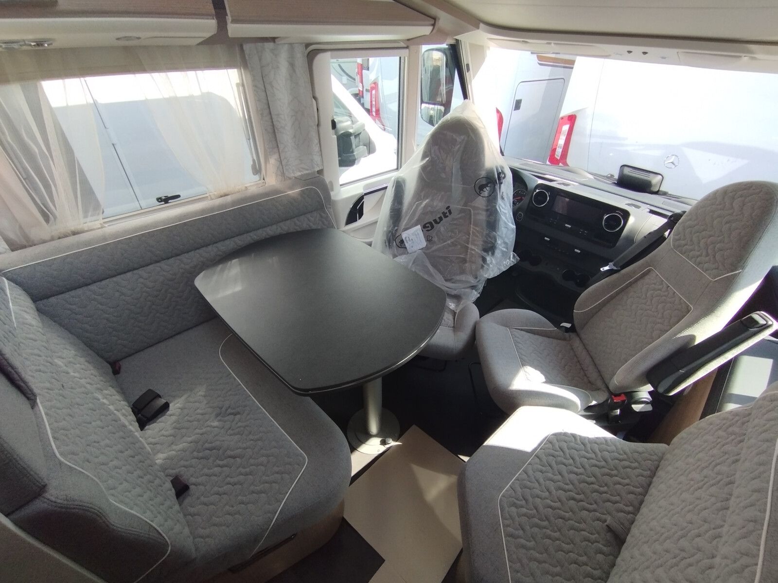 Fahrzeugabbildung Malibu I 490 RB LE comfort Mercedes,Distronic,LED,Autom