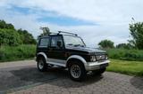 Suzuki Samurai 1.3l Benzin I Allrad & Untersetzung  - schwarze Suzuki SJ Samurai