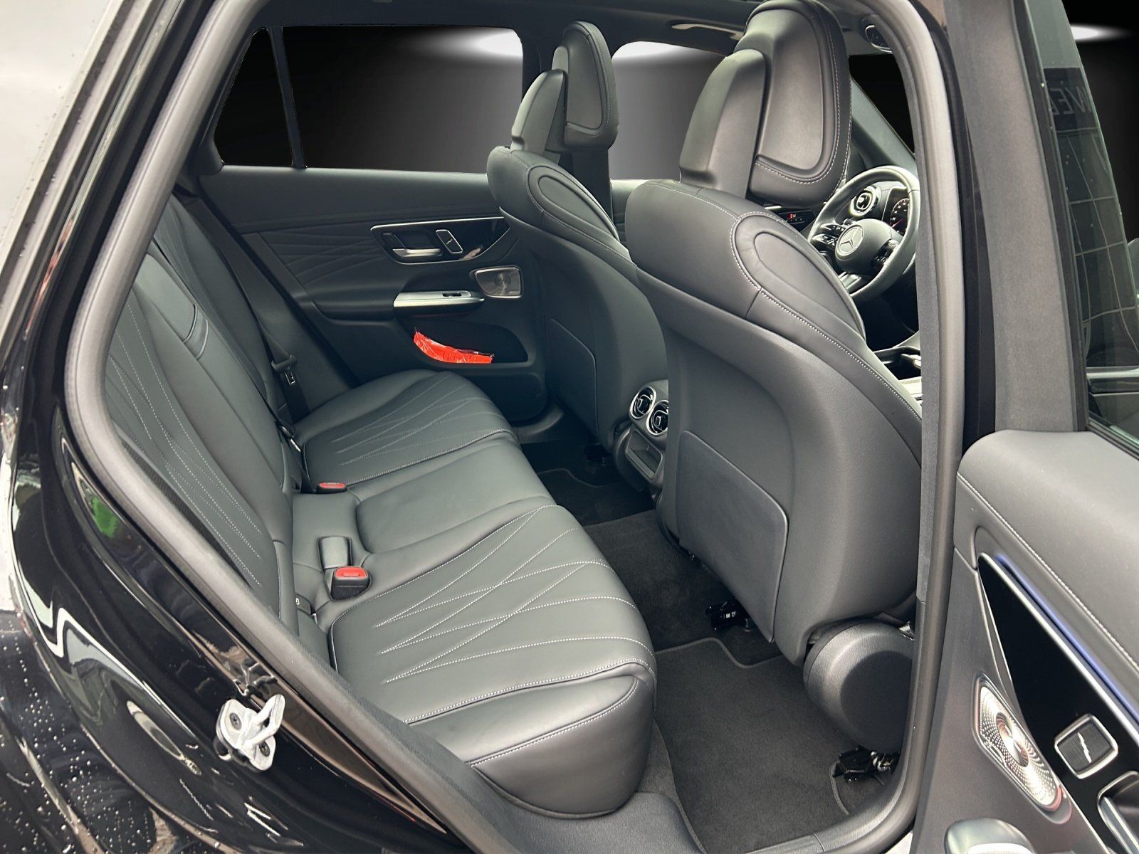 Fahrzeugabbildung Mercedes-Benz GLC300de AMG Premi AIRMATIC Pano AHK Nappa DISTR