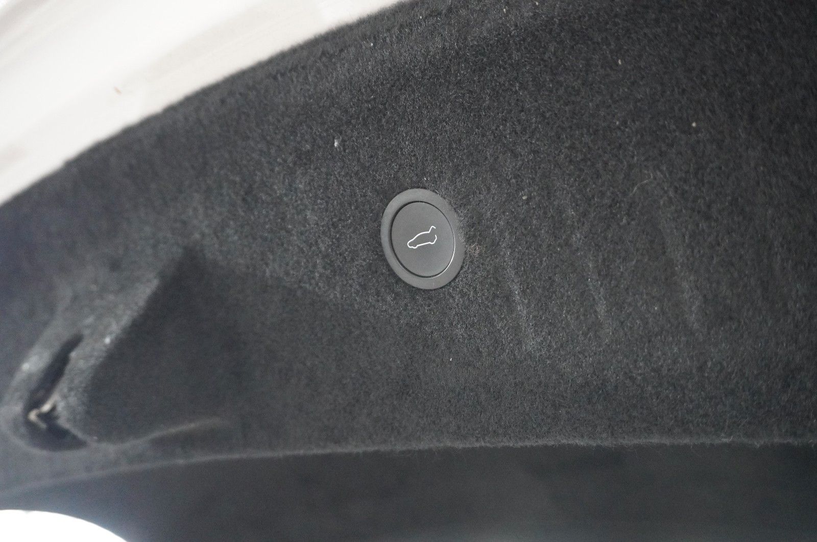 Fahrzeugabbildung Tesla Model S DUAL-MOTOR LONGRANGE NAVI/AMD/YOKE/LEDER