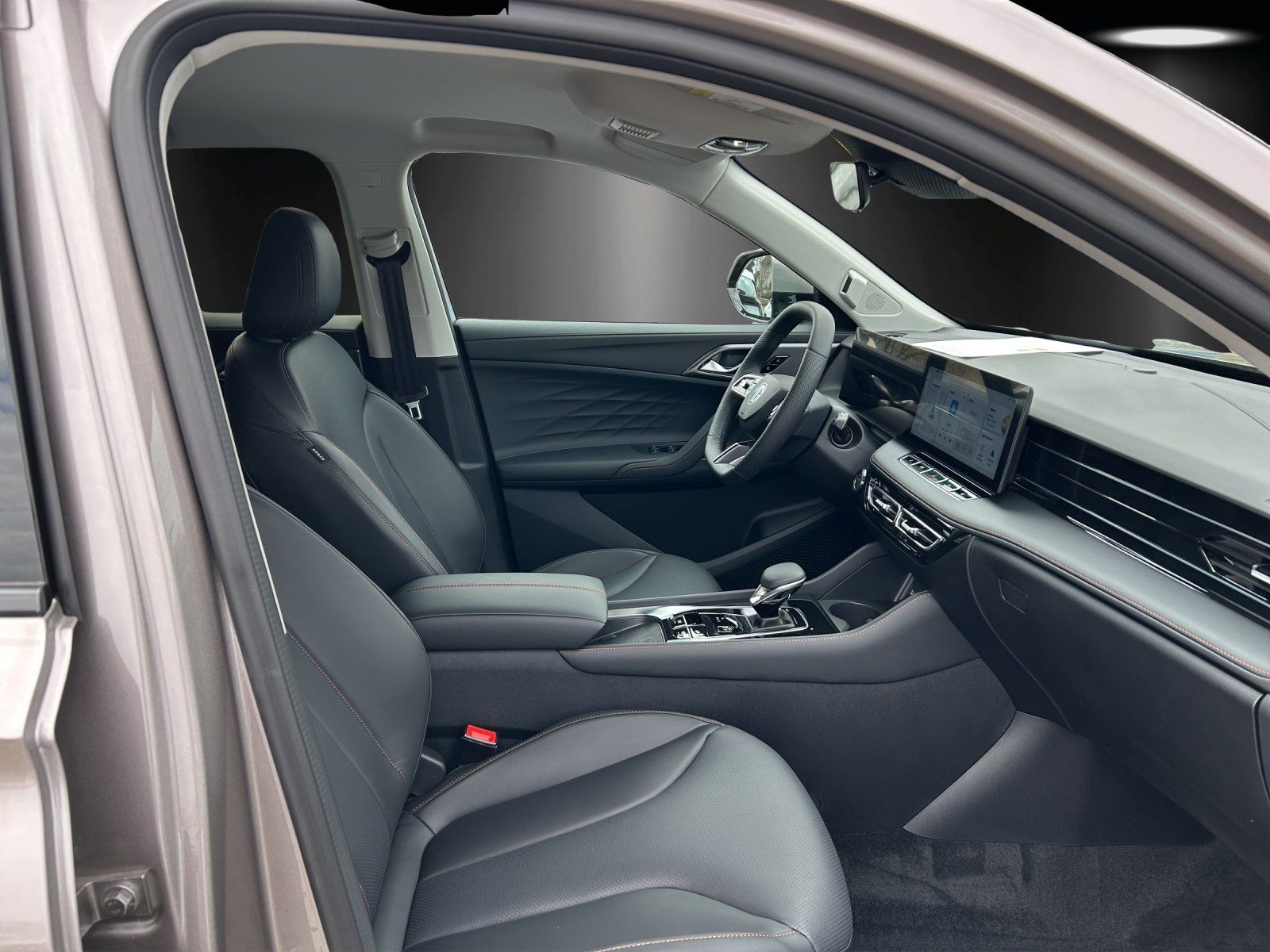 Fahrzeugabbildung MG MG HS Luxury AT