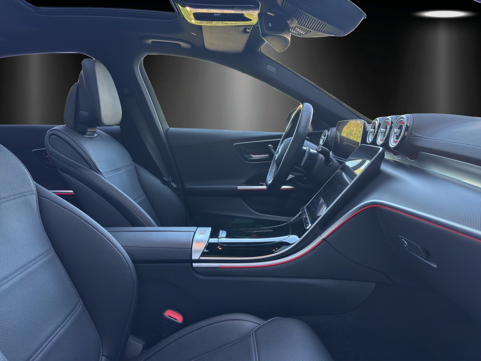 Fahrzeugabbildung Mercedes-Benz C300 d 4M AMG Pano DSITRO Massage HUD KeyGo Memo