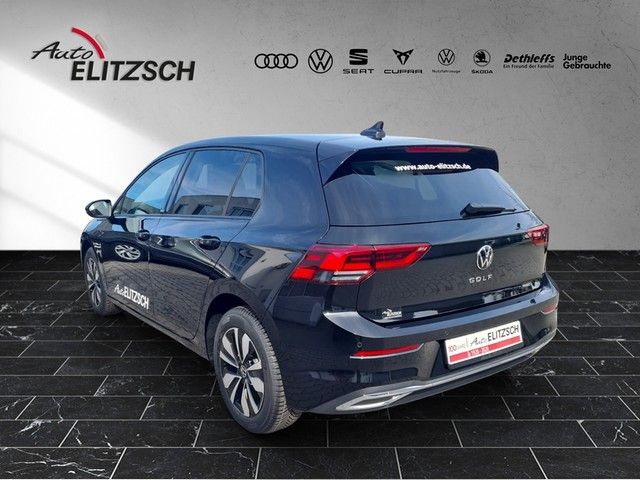 Fahrzeugabbildung Volkswagen Golf VIII TSI Move LED AID RFK SH LM