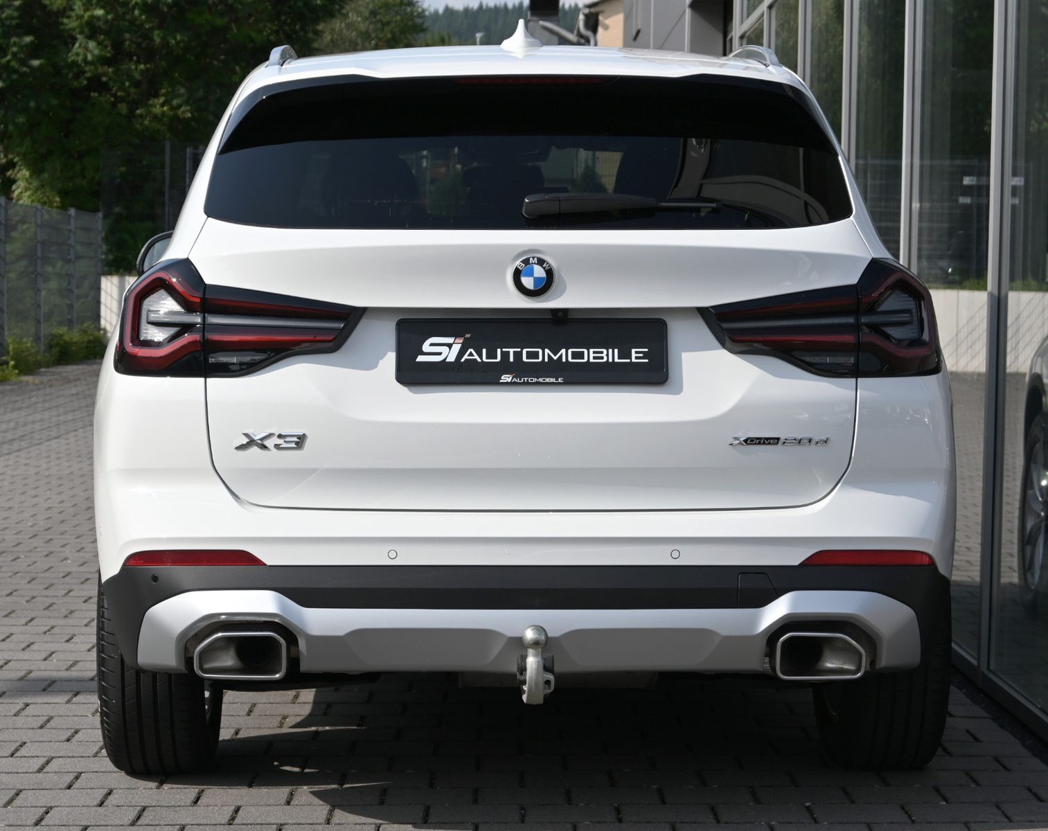 Fahrzeugabbildung BMW X3 xDr20d °AHK°M SPORT LENKRAD°STANDHEIZUNG°360°