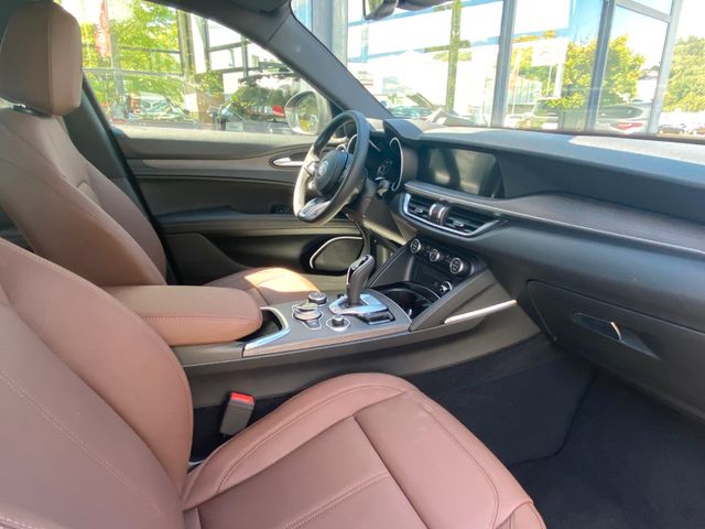 ALFA ROMEO Stelvio 2.0 Turbo Q4 AT8 TI Garantie bis 03/2027