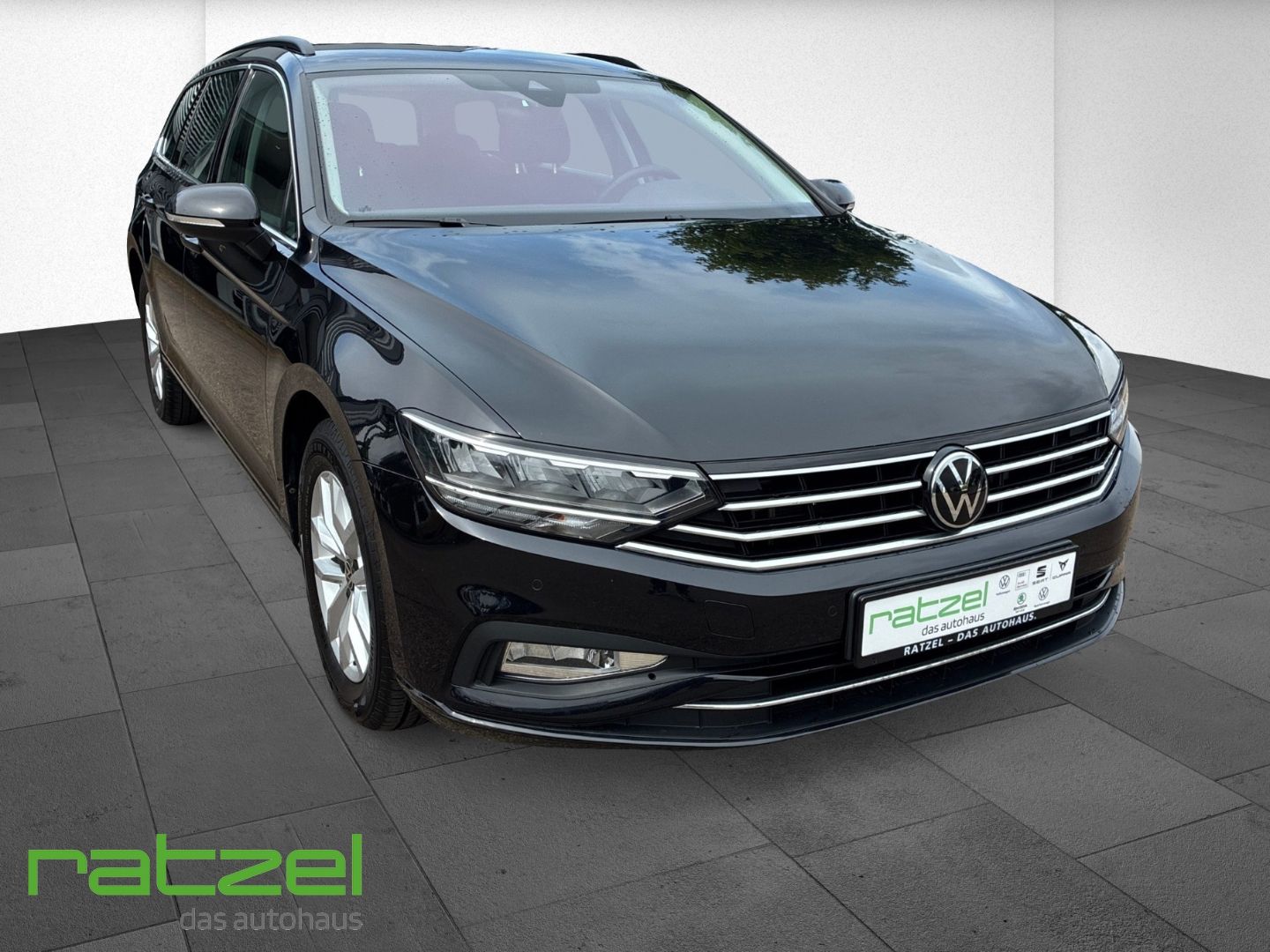 Fahrzeugabbildung Volkswagen Passat Variant 2.0 TDI DSG Business AHK-klappbar