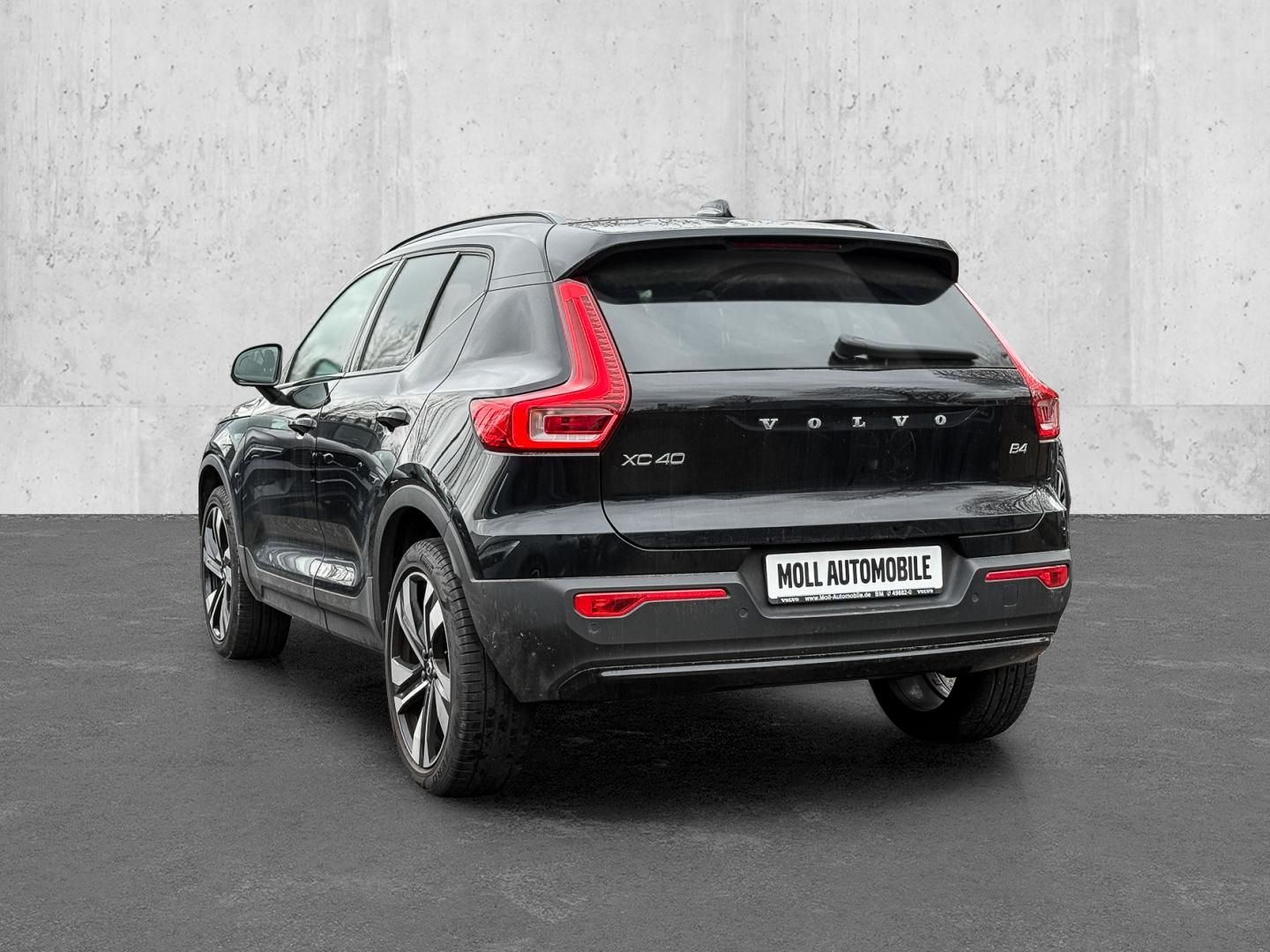 Volvo XC40 Ultimate Dark 2WD StandHZG Digitales Cockpi imagem 2
