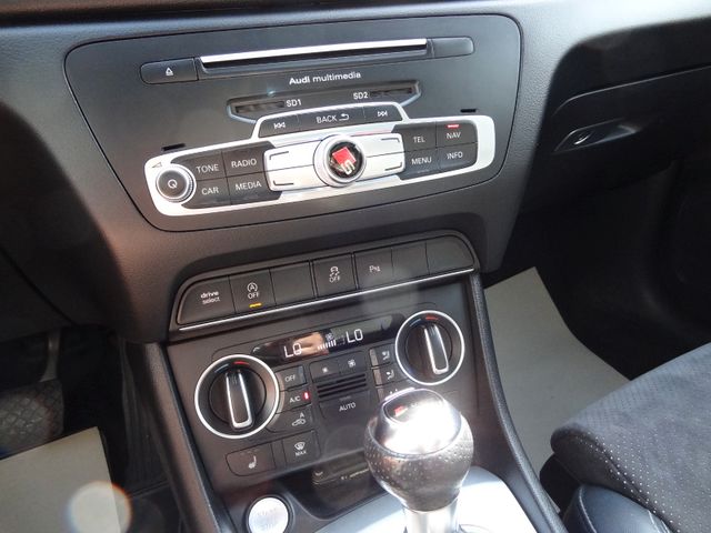 Fahrzeugabbildung Audi Q3 sport quattro/2xS-Line/2.Hd/Pano/AHK/Kam/Navi