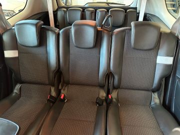 Renault Scenic III Grand BOSE Edition *7Sitzer*