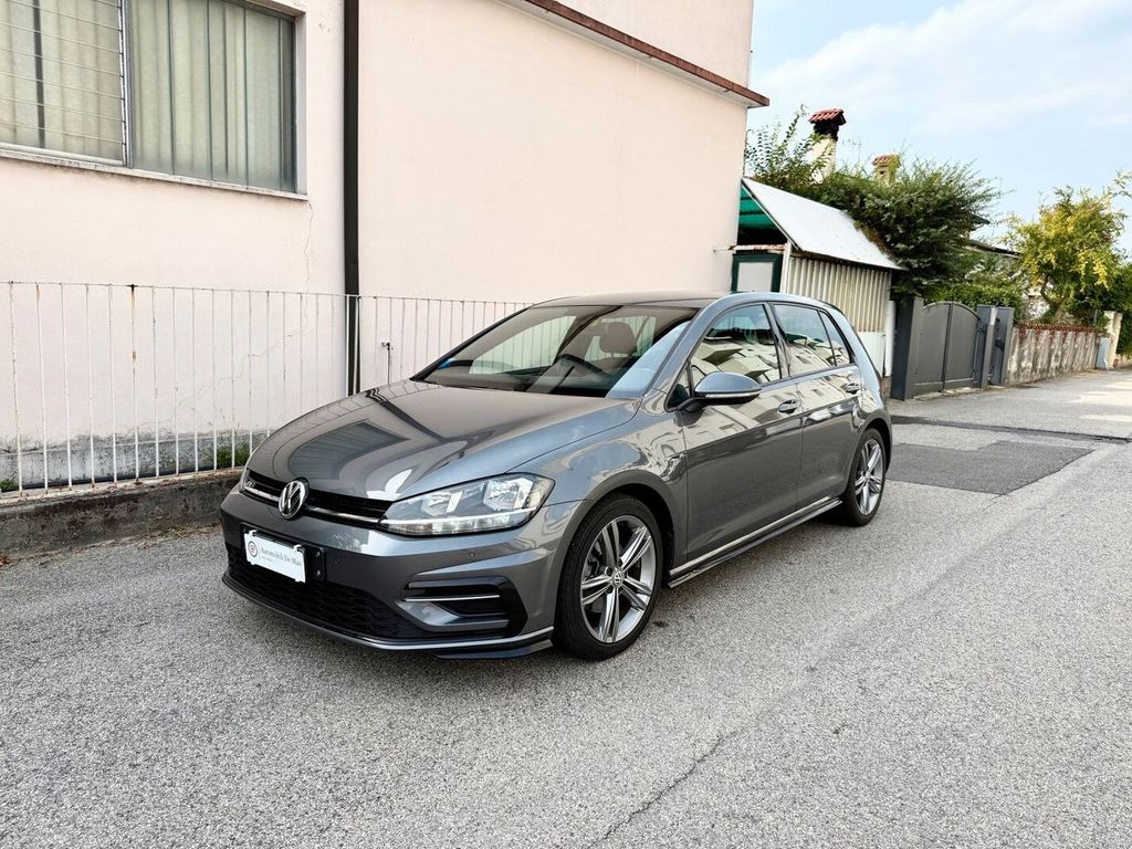 Image of Volkswagen Golf