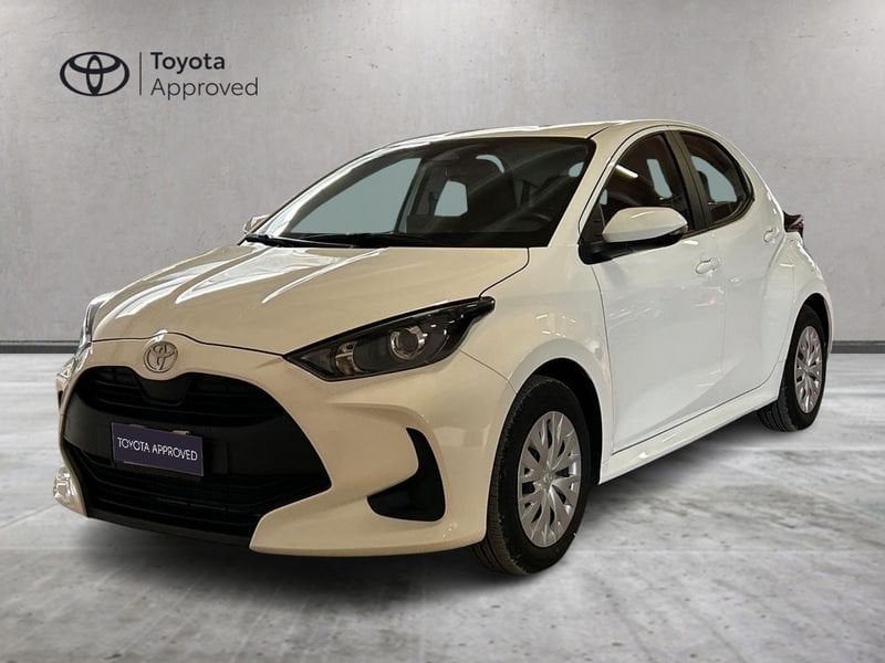 Toyota Yaris - 1