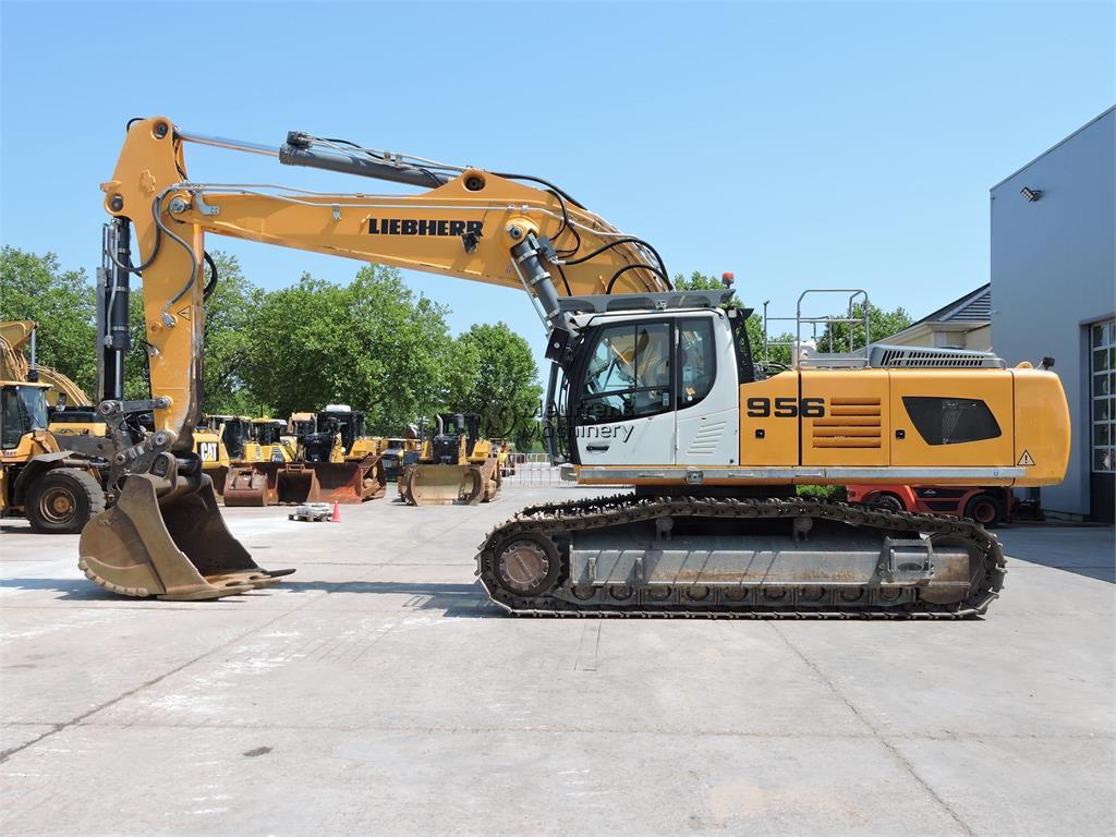 Liebherr R956