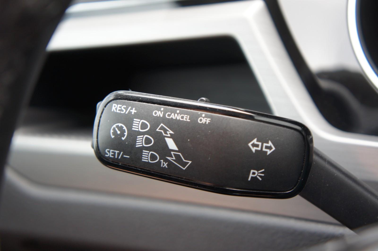 Volkswagen Touran Comfortline*NAVI*SITZHZG*PDC*APPCONNECT*, миниатюра 21