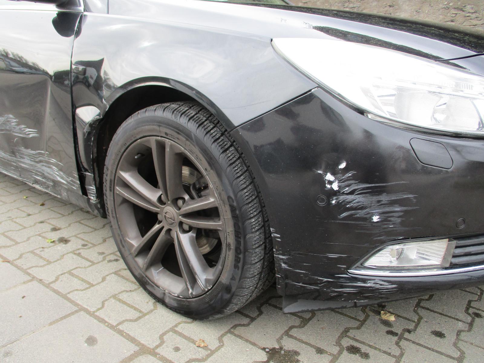 Opel Insignia 2010 — photo 13
