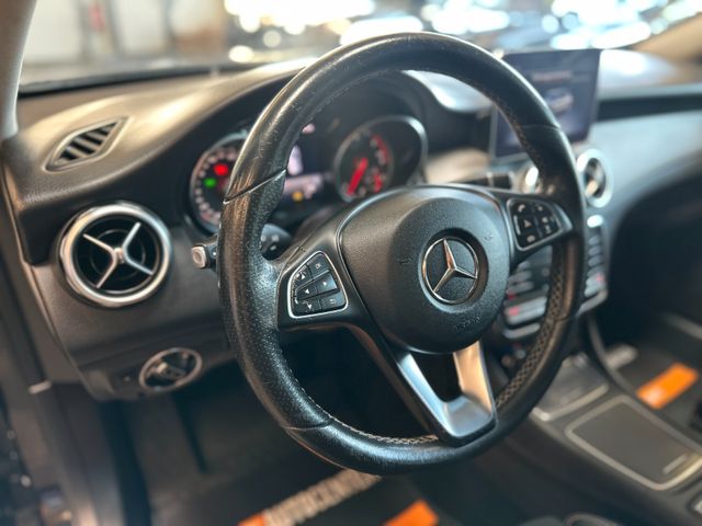 MYAUTOCENTER – Gebraucht- und Jahreswagen mit Werkstattservice in Pfaffenhofen Mercedes-Benz GLA 220 CDI d 4Matic *LED*Kamera*