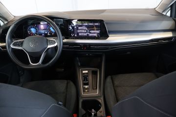 Volkswagen Golf VIII Life 1.0 eTSI AID+ACC+LED+CARPLAY