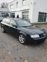 Audi A6 2.5 TDI 132kW tiptronic Avant - Audi A6 aus 2002: Kombi