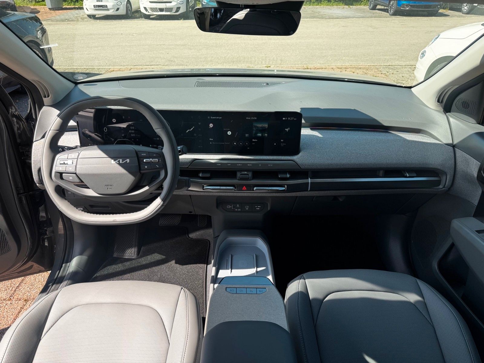 Fahrzeugabbildung Kia EV3 81.4 EARTH WIC BUS UPG DWP