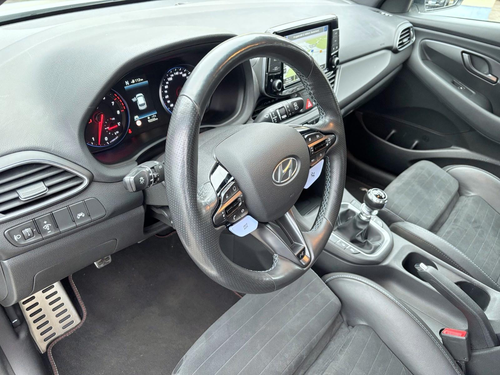 Hyundai i30 N Performance*Pano*e.Sitze*LED*CAM*WinterP.*