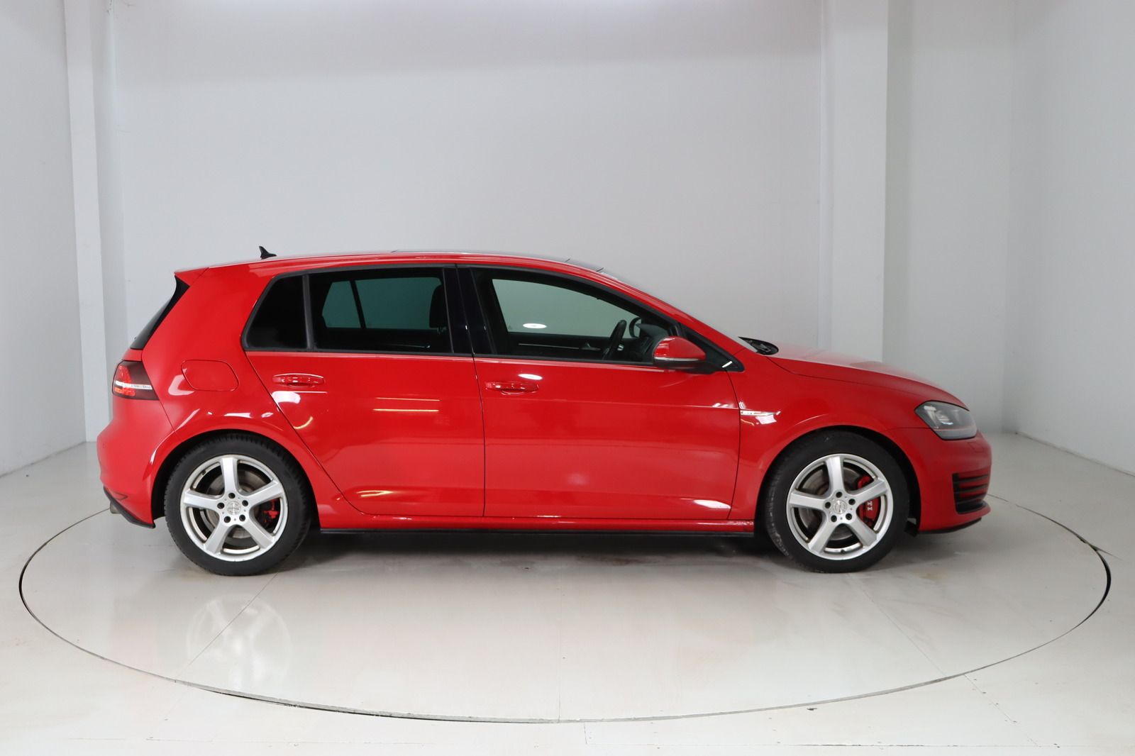 Fahrzeugabbildung Volkswagen Golf 2.0 TSI GTI * Standheizung * PDC
