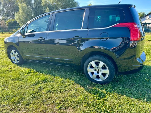 Peugeot 5008 Business-Line Aut. 7 Sitzer — Bild 2
