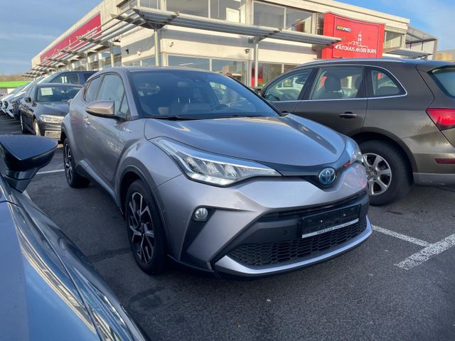 Toyota C-HR Hybrid Team D