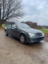 Mercedes-Benz Mercedes C-Klasse W203 220CDI Mopf (TÜV 2027) - Mercedes-Benz: Kombi, W202