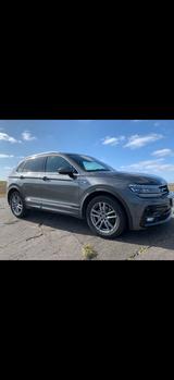 Volkswagen Tiguan R-line DSG 4MOTION Highline Hi.. - VW Tiguan von privat