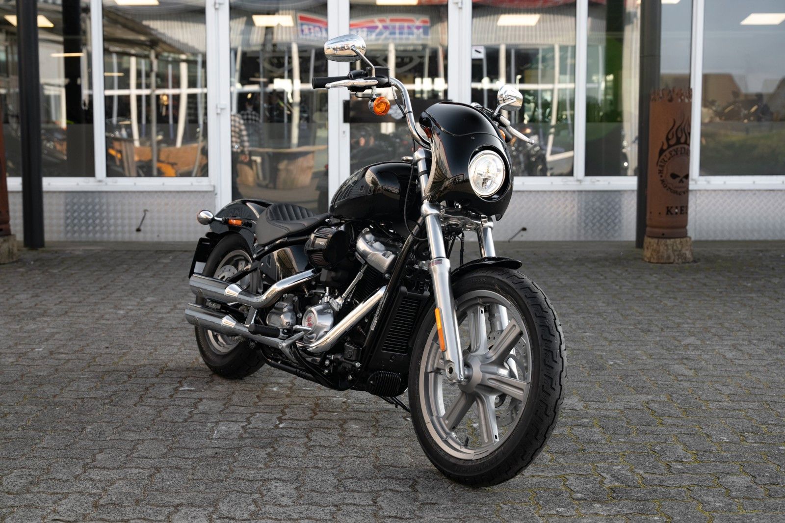 Fahrzeugabbildung Harley-Davidson TORXSTER SOFTAIL STANDARD 140cui FXST 140 PS