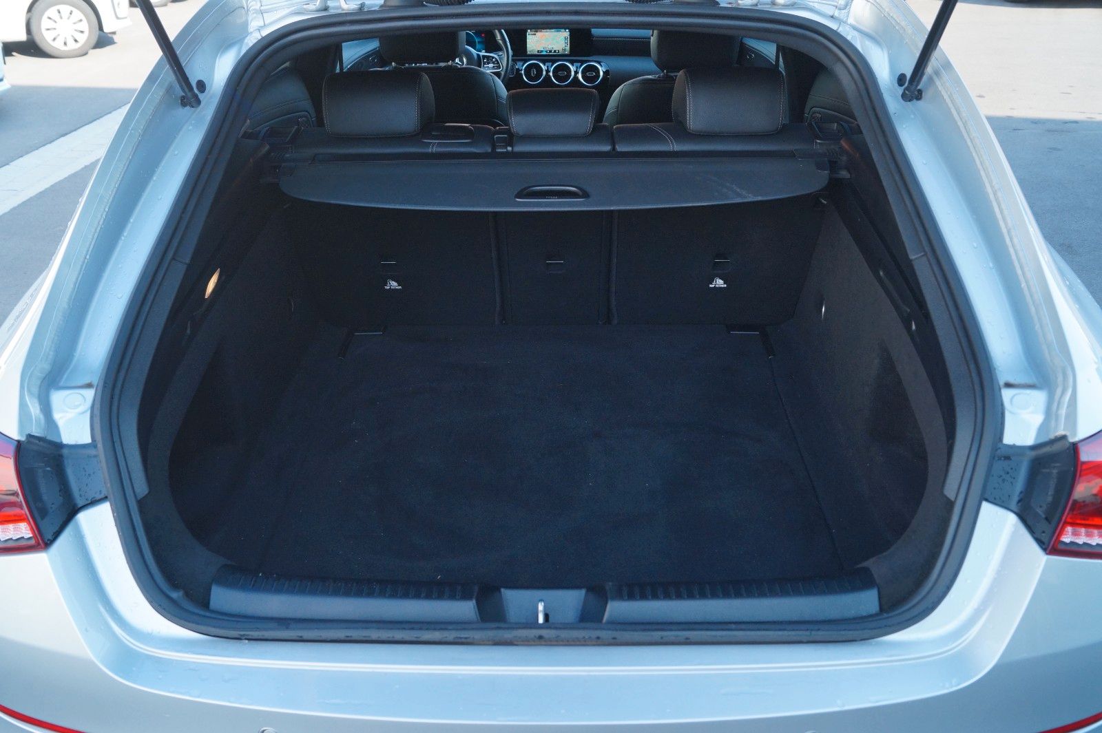 Fahrzeugabbildung Mercedes-Benz CLA Shooting Brake CLA 200 d