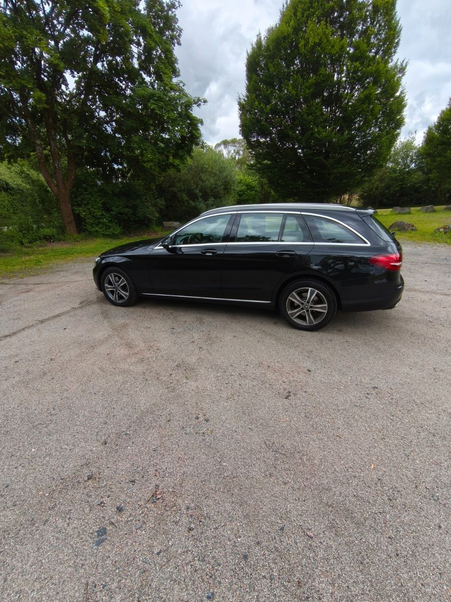 MERCEDES-BENZ C 250